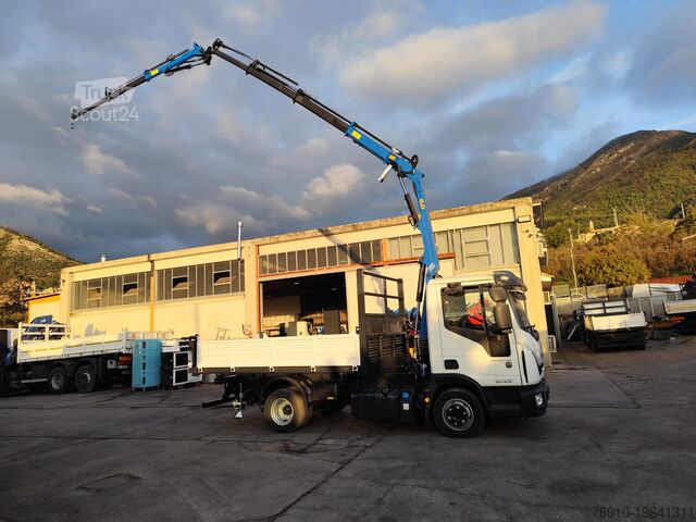 Macara montată pe camion Iveco Eurocargo 80-210