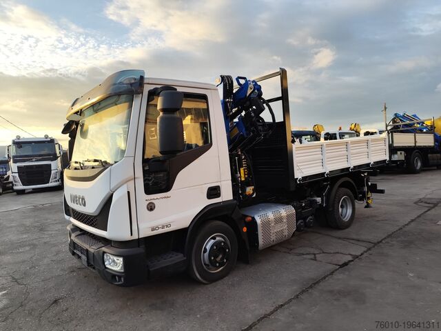 Macara montată pe camion Iveco Eurocargo 80-210