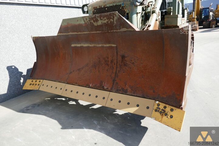 Bouteur Caterpillar D7F Ex-army