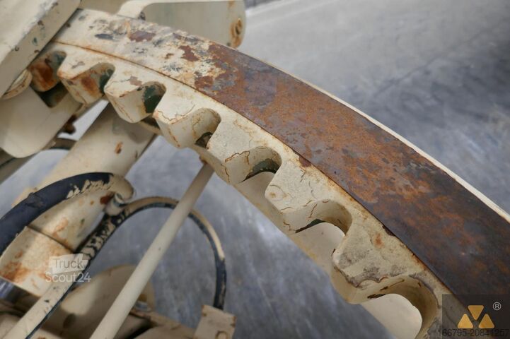 Grader Caterpillar 130G Ex-army