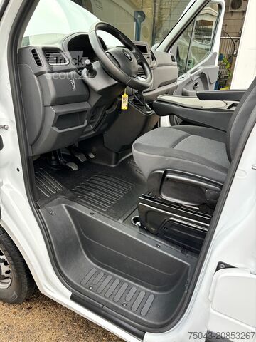 Pick-up van Renault Master 3,5T PritscheL2*Kamera*AHK*1.Hand