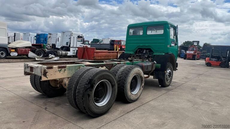 Podwozie z kabiną Mercedes-Benz SK 2228 (V8 / GRAND PONT / LAMES / BIG AXLE / B...