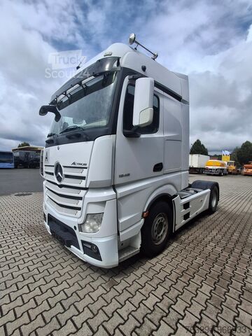 Standardní tahač MERCEDES-BENZ 1848 Actros