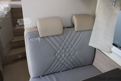 Ημιενσωματωμένο αυτοκινούμενο τροχόσπιτο Bürstner Lineo T 620 G