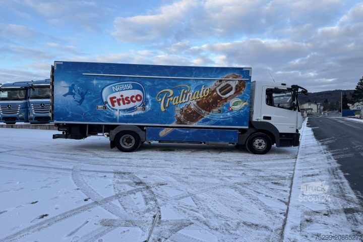 Camion frigorifique Mercedes-Benz Atego 1021 4x2 Kühlkoffer+HB / Swiss-Vehicle