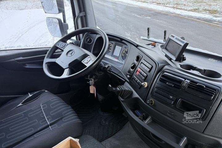 Hűtős teherautó Mercedes-Benz Atego 1021 4x2 Kühlkoffer+HB / Swiss-Vehicle