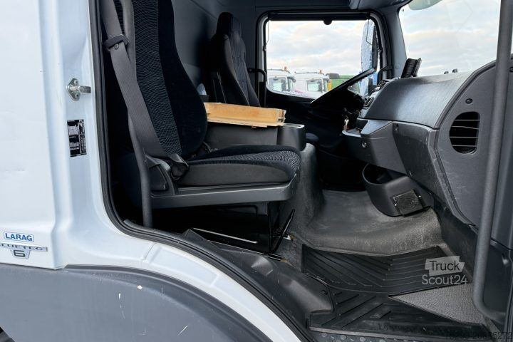 Camion frigorifique Mercedes-Benz Atego 1021 4x2 Kühlkoffer+HB / Swiss-Vehicle