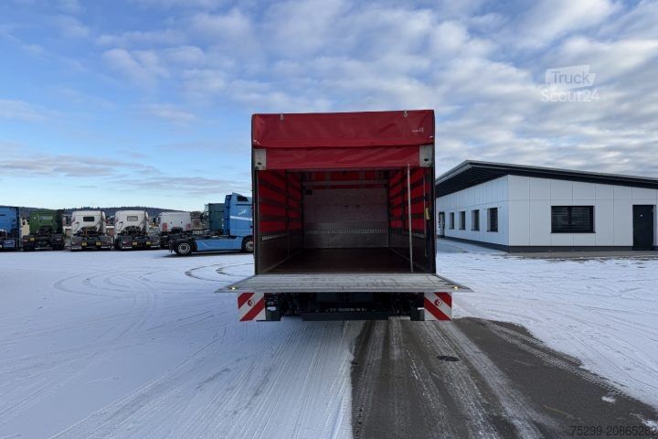 Flaklastbil med kapell Mercedes-Benz Atego 1327 4x2 Plane+HB / Swiss-Vehicle