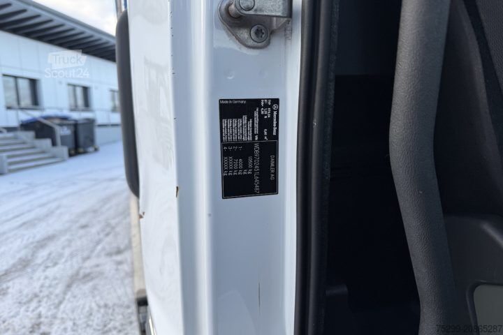 Hűtős teherautó Mercedes-Benz Atego 1022 4x2 Kühlkoffer+HB / Swiss-Vehicle