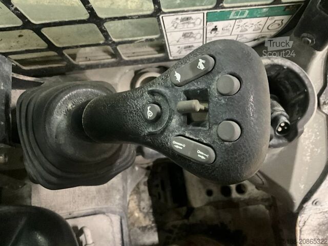 Loader Bobcat T 590 High Flow