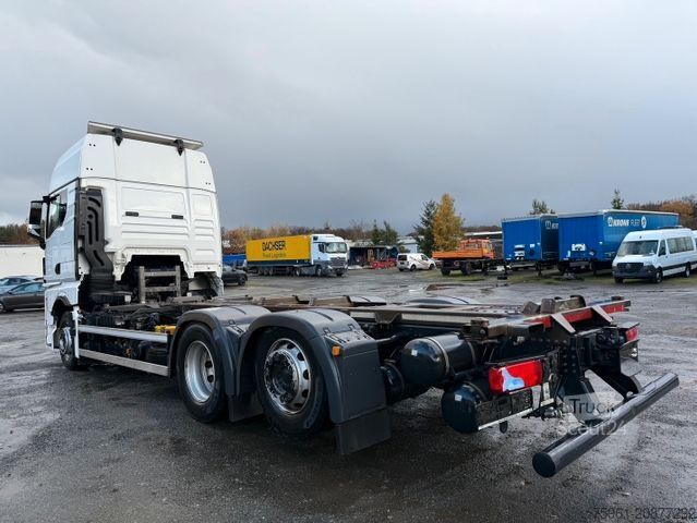 Kamion z zamenljivo nadgradnjo MAN TGX 26 470 BDF 6x2-2 XXL Container LKW