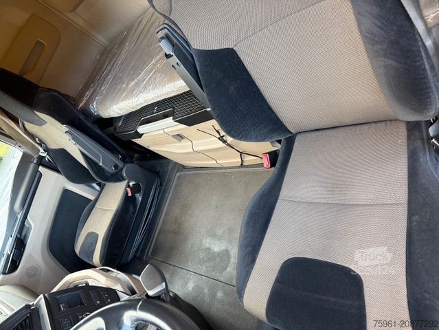 Kamion z zamenljivo nadgradnjo MAN TGX 26 470 BDF 6x2-2 XXL Container LKW