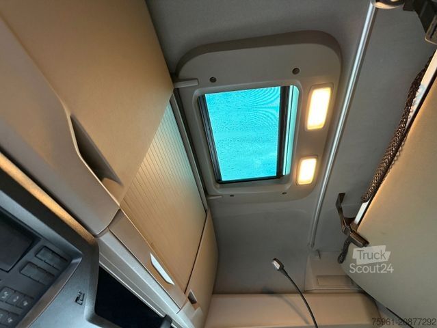 Kamion z zamenljivo nadgradnjo MAN TGX 26 470 BDF 6x2-2 XXL Container LKW