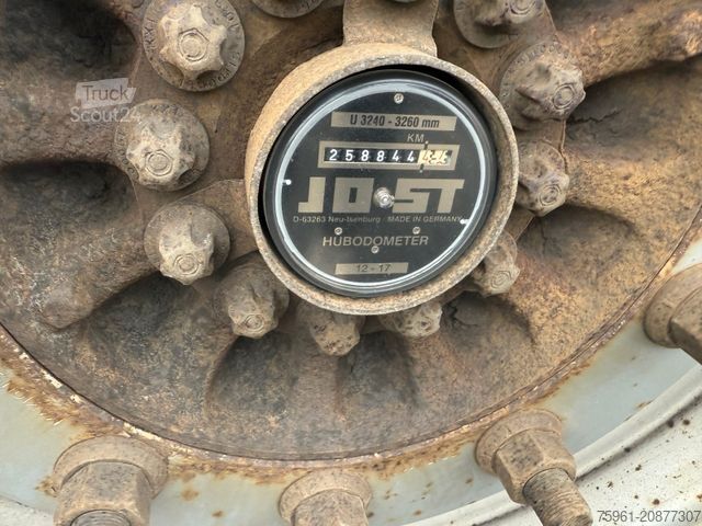 Naczepa skrzyniowa KRONE SDK 27 Dry Liner Doppelstock