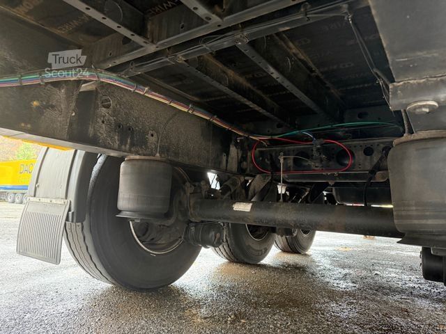 Naczepa skrzyniowa KRONE SDK 27 Dry Liner Doppelstock