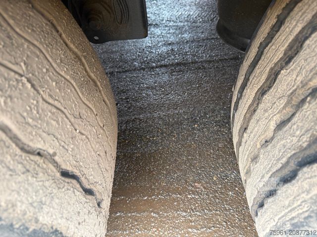 Naczepa skrzyniowa KRONE 8x SDK 27 Dry Liner Textilkoffer /Doppelstock