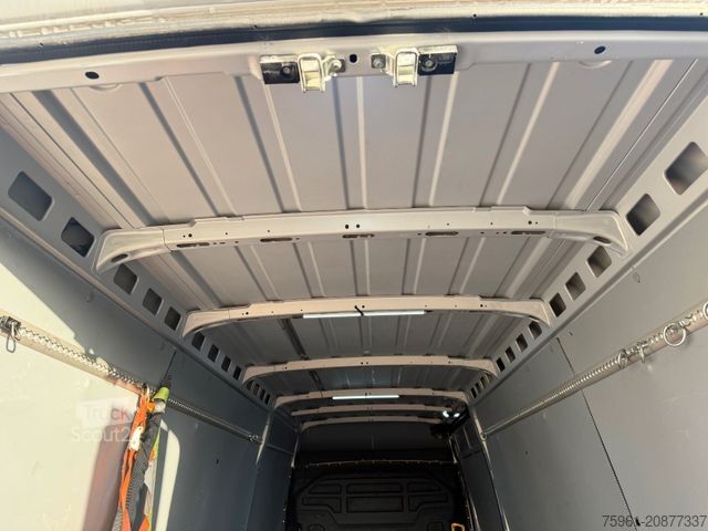 Furgone chiuso IVECO Daily 35S21 (35-210) Kastenwagen