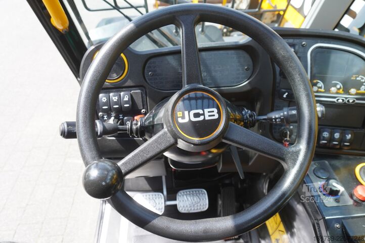 телескопични товарачи JCB 525-60T5 / 2022 / 860 MTH! / joystick
