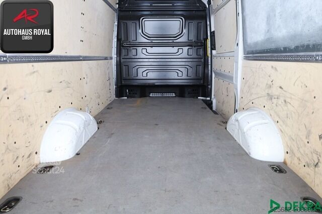 Dobozos furgon Volkswagen Crafter 35 2.0 TDI 4MOTION L2H2 LED,KAMERA,AHK