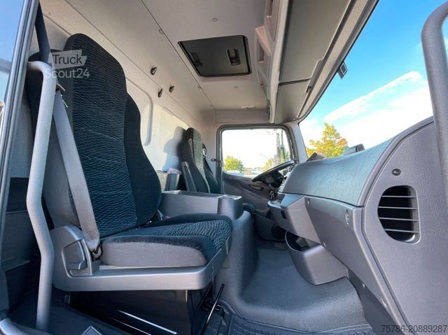 Skriňová dodávka MERCEDES-BENZ Atego 816 L/ 7.20m Koffer/ LBW/ AC/ Standhzg.