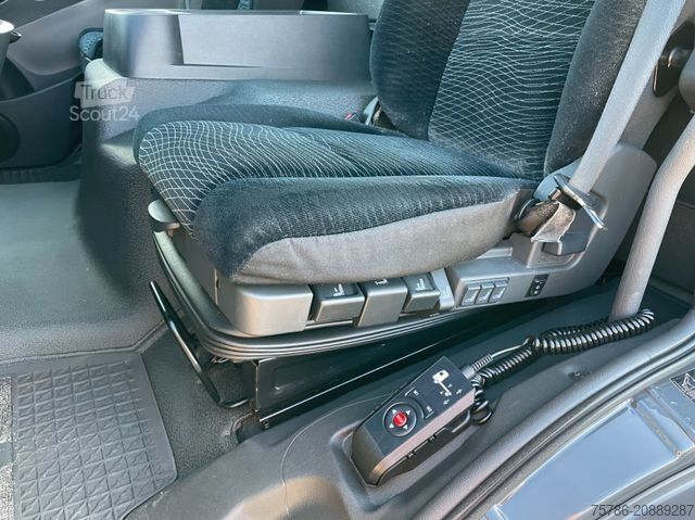 Skriňová dodávka MERCEDES-BENZ Atego 816 L/ 7.20m Koffer/ LBW/ AC/ Standhzg.