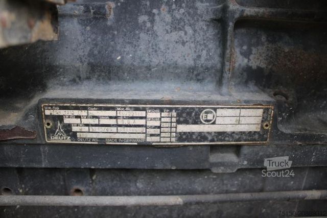 Ciągnik DEUTZ-FAHR AGROTRON 200 - Nr.: 840