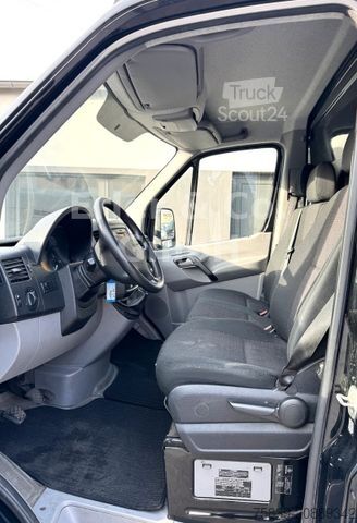 Transporter mit Koffer MERCEDES-BENZ Sprinter II 513, Koffer, LBW, 3 Sitze, 80