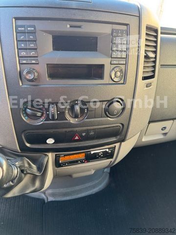 Transporter mit Koffer MERCEDES-BENZ Sprinter II 513, Koffer, LBW, 3 Sitze, 80