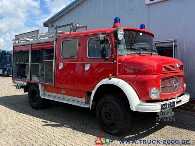 Camião de caixa fechada Mercedes-Benz LAF 1113 4x4 Expedition Wohnmobil inkl. Servo