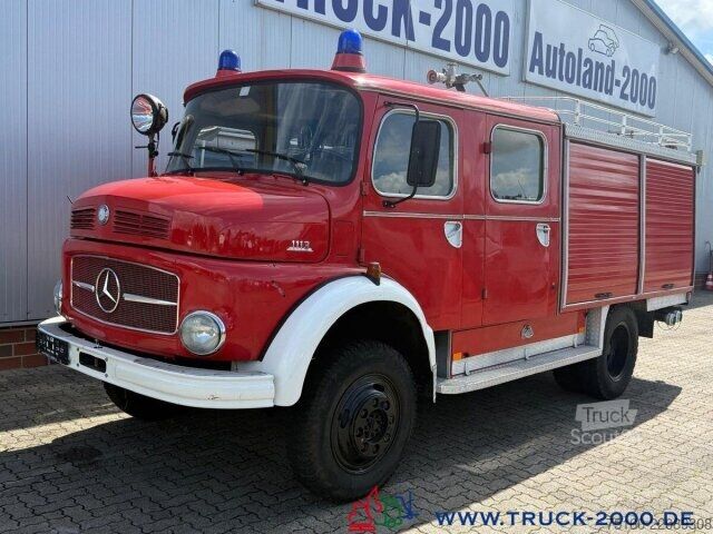 Camião de caixa fechada Mercedes-Benz LAF 1113 4x4 Expedition Wohnmobil inkl. Servo