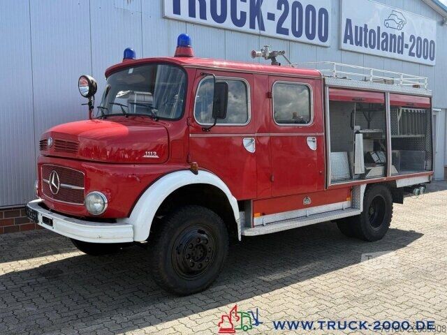 Camião de caixa fechada Mercedes-Benz LAF 1113 4x4 Expedition Wohnmobil inkl. Servo