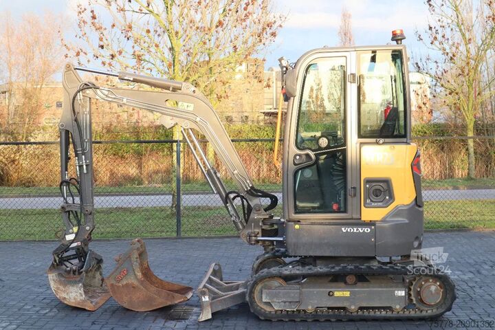 Minikotró Volvo ECR25 ELEKTRIC | JECR25D | TILTBUCKET | BUCKET ...