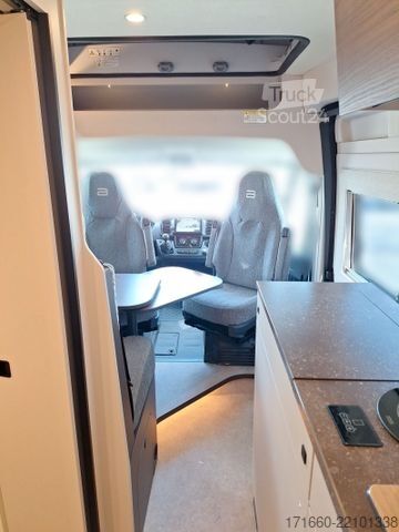Kastenwagen Wohnmobil / Campervan BÜRSTNER Papillon PC 6.0 ** Schlafdach **