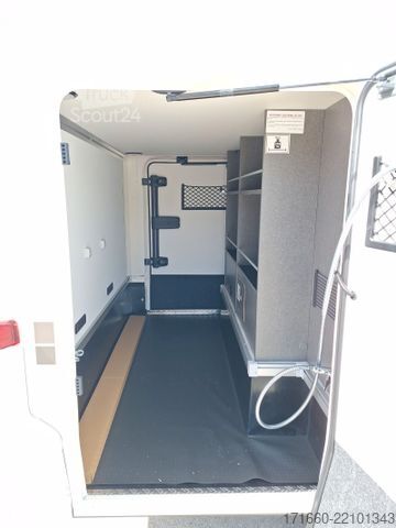 Polointegrovaný obytný vůz HYMER/ERIBA ML-T Xperience 570