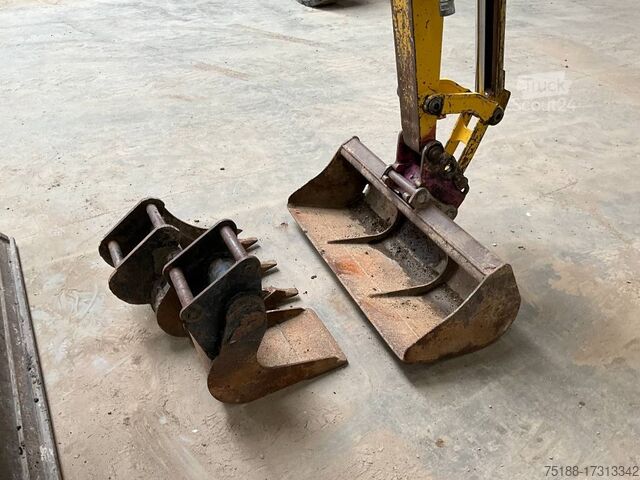 Mini-pelle Komatsu PC 26 MR-3