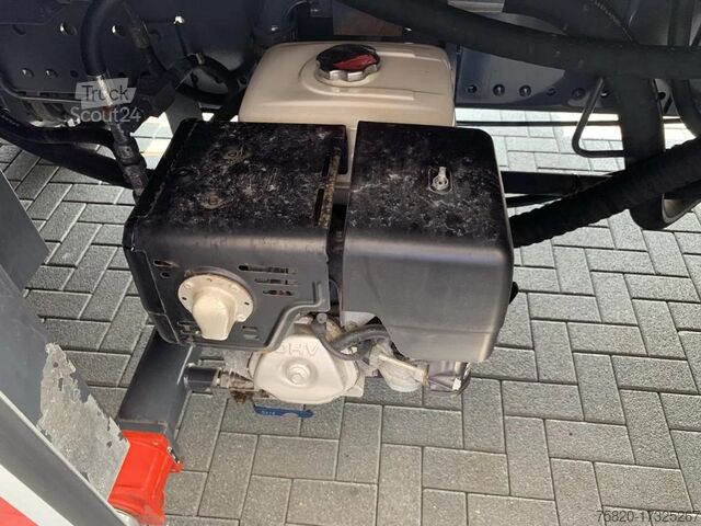 Lyftplattform Mercedes-Benz Actros 3332 6X4 XCMG DG53C FIRE FIGTHING PLATFO...