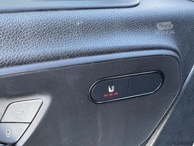 Minibus MERCEDES-BENZ Sprinter 519 CDI DoKa/Mixto Stdheiz AHK3,5to