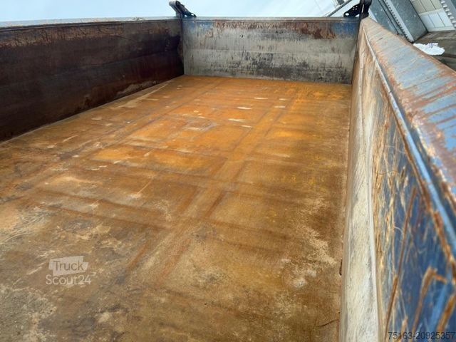 Tristrani prekucnik MERCEDES-BENZ Arocs 2643 K 6x4 3-Achs Kipper Meiller