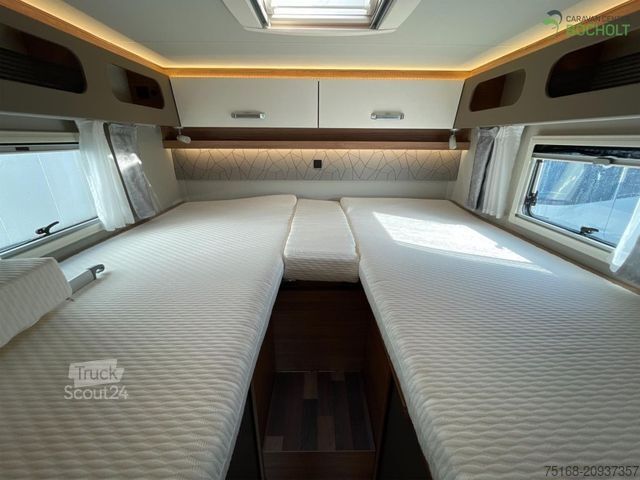 Autorulotă integrată WEINSBERG CaraCore 700 MEG Light Ehemaliger Mietwagen
