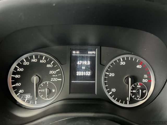 Kylskåpsbil MERCEDES-BENZ Vito Kasten 111CDI lang*0°*Kühlkasten*Konvekta*