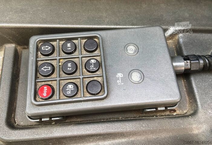 Sunkvežimis su fiksuota kėbulo platforma Iveco IVECO EUROTECH 190E31 Cursor