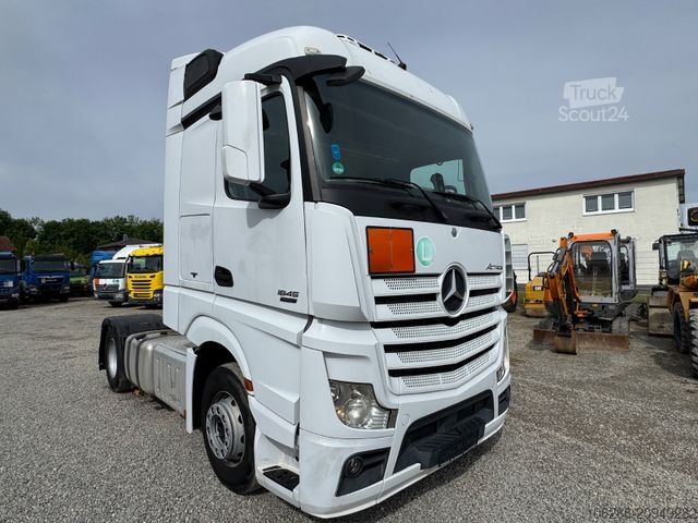 Standardowy ciągnik siodłowy MERCEDES-BENZ Actros 1845