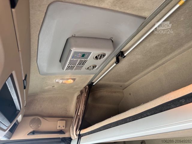 Standardowy ciągnik siodłowy MERCEDES-BENZ Actros 1845