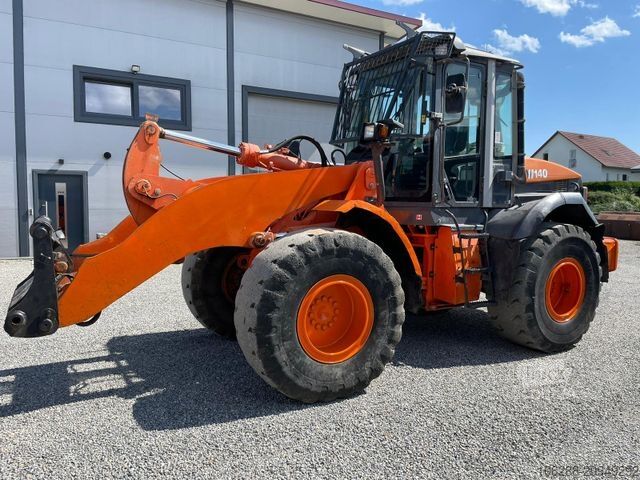 Chargeuse sur pneus HITACHI ZW 140