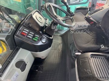 Încărcător pe roți KRAMER 8115 ( nur  1000 bts)