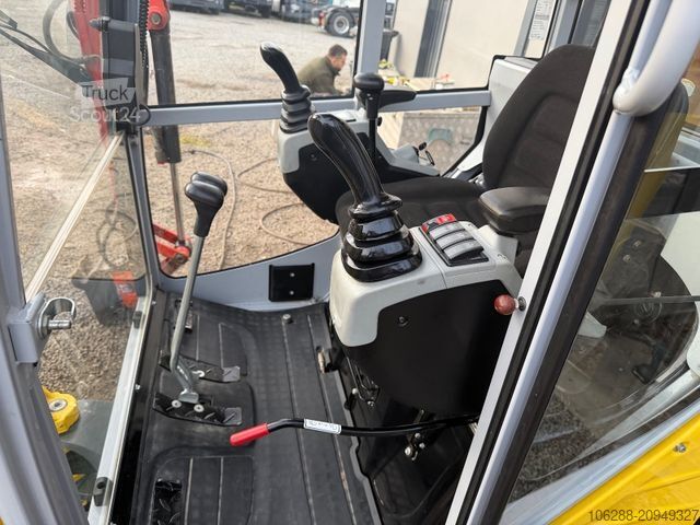 Minikotró WACKER ET 16  (590 bts)