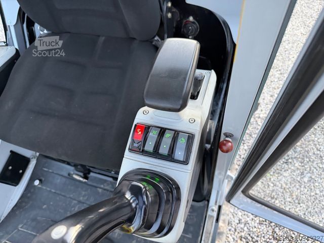 Minikotró WACKER ET 16  (590 bts)