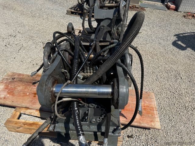   Powertilt  PTA-269 + OilQuick  OQ80