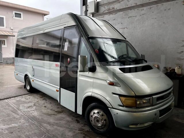 Yolcu taşımacılığı IVECO Daily