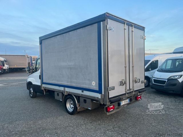 Sonderausbau-Transporter IVECO DAILY 35C15